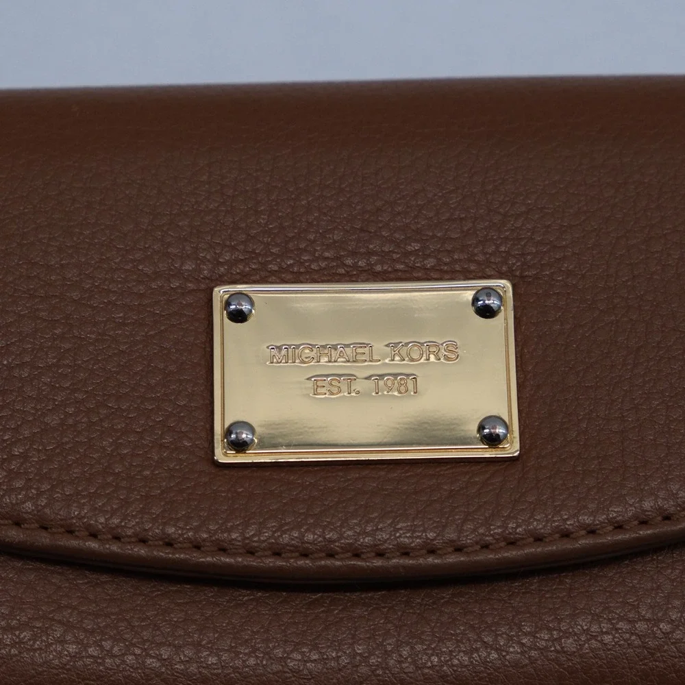 Michael Kors Wallet Women Brown Pebbled Leather Gold Logo Plate OS Classic